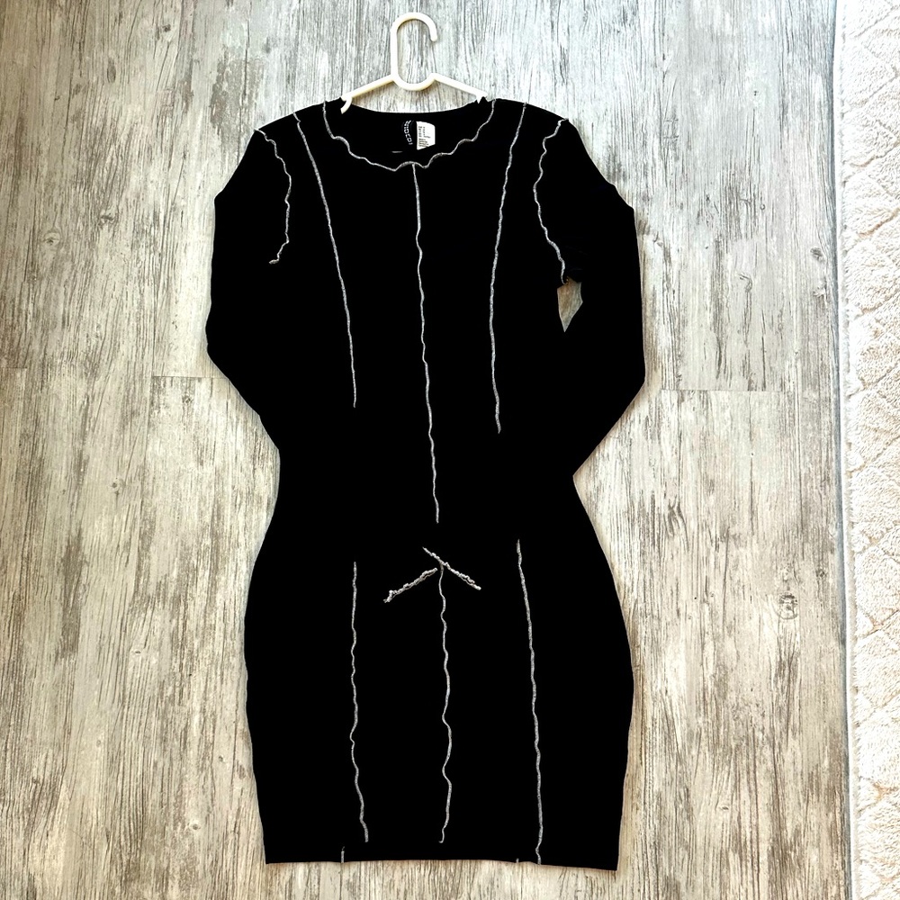 *New* H & M long sleeved dress with white accents